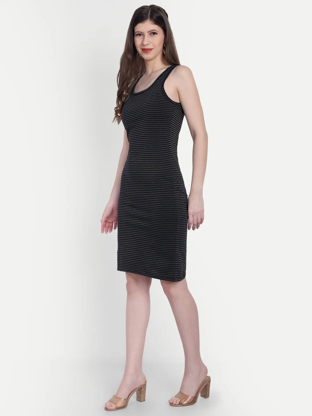 ecomm female shoot